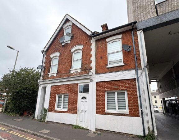 Birchett Road Image