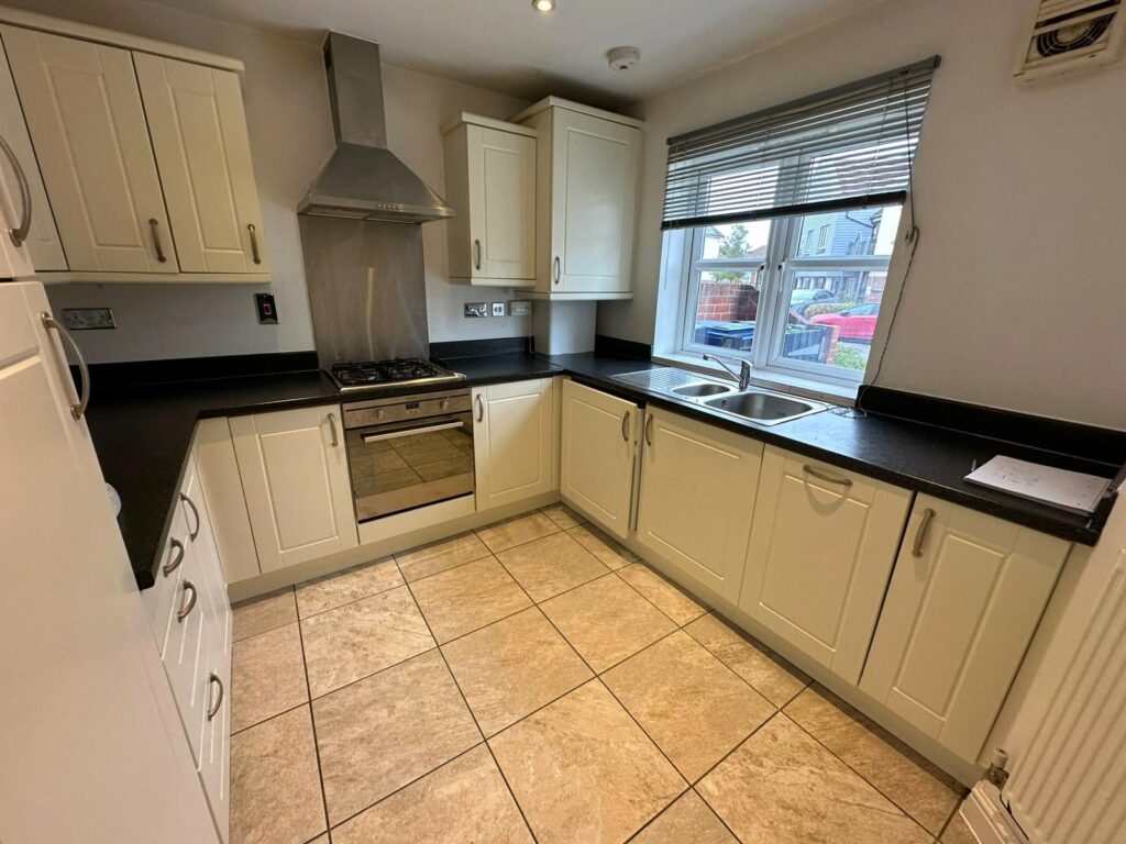 Property Image_3