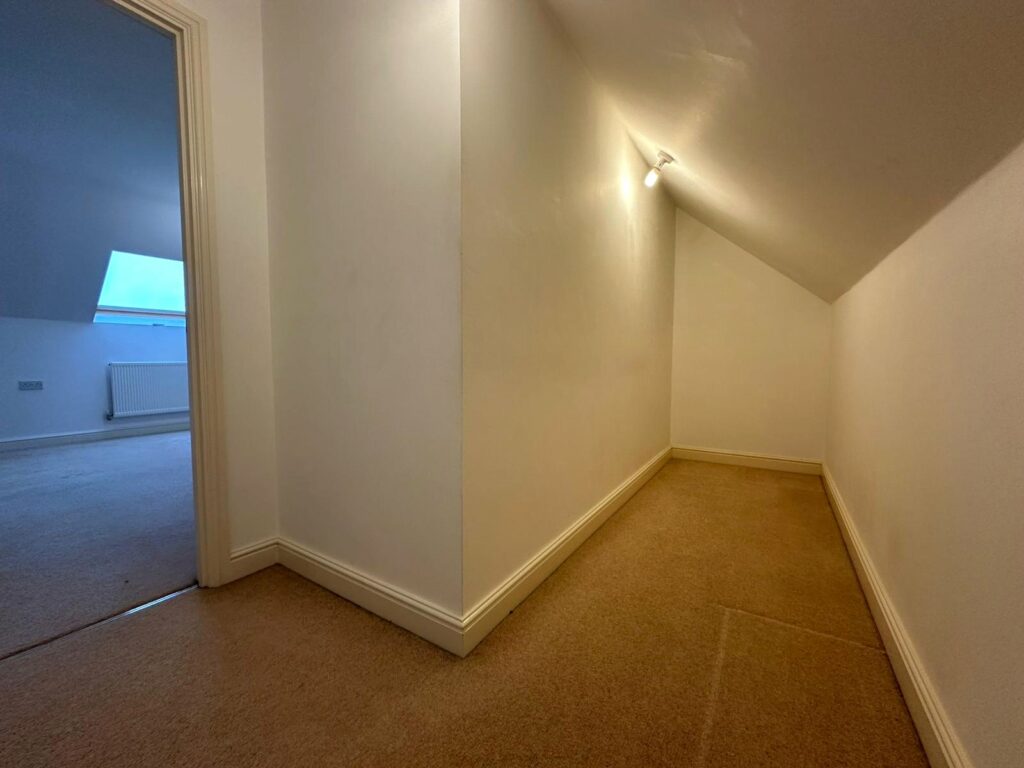 Property Image_11