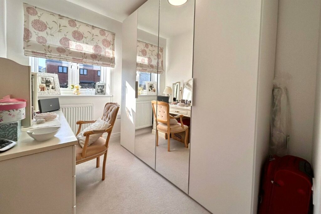 Property Image_11