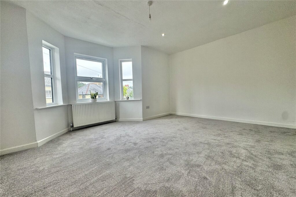 Property Image_11