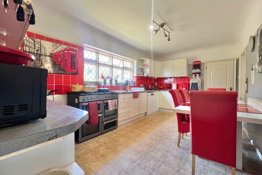 Property Image_11