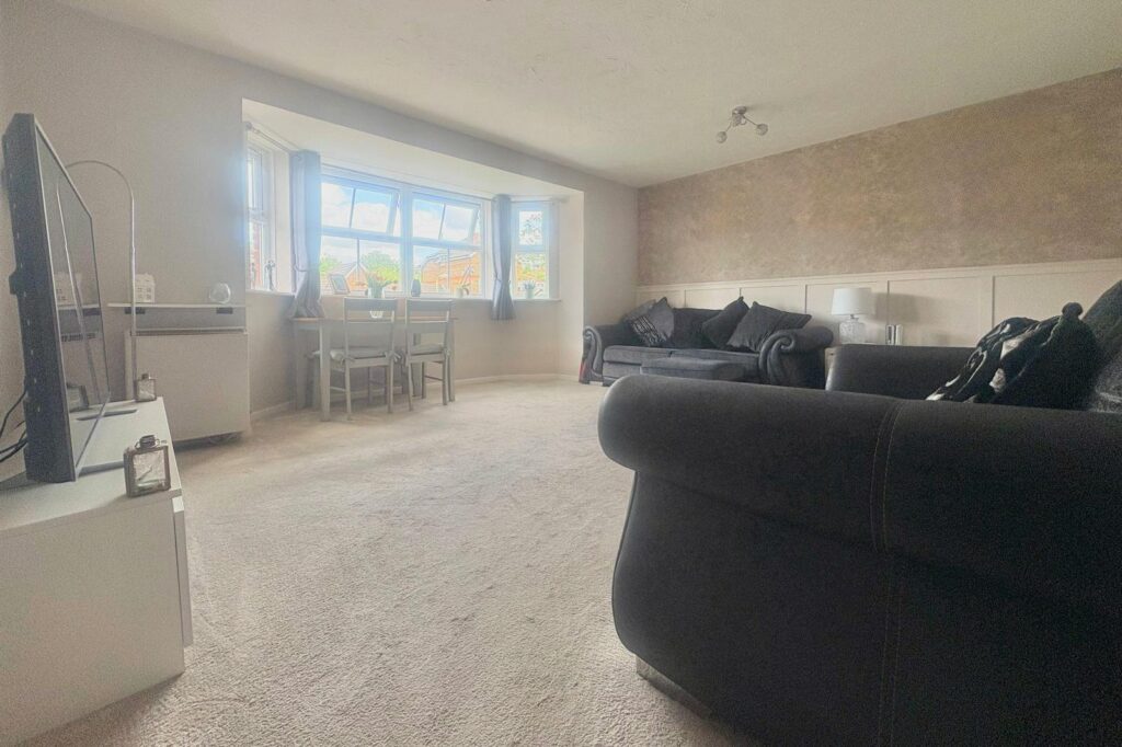 Property Image_11