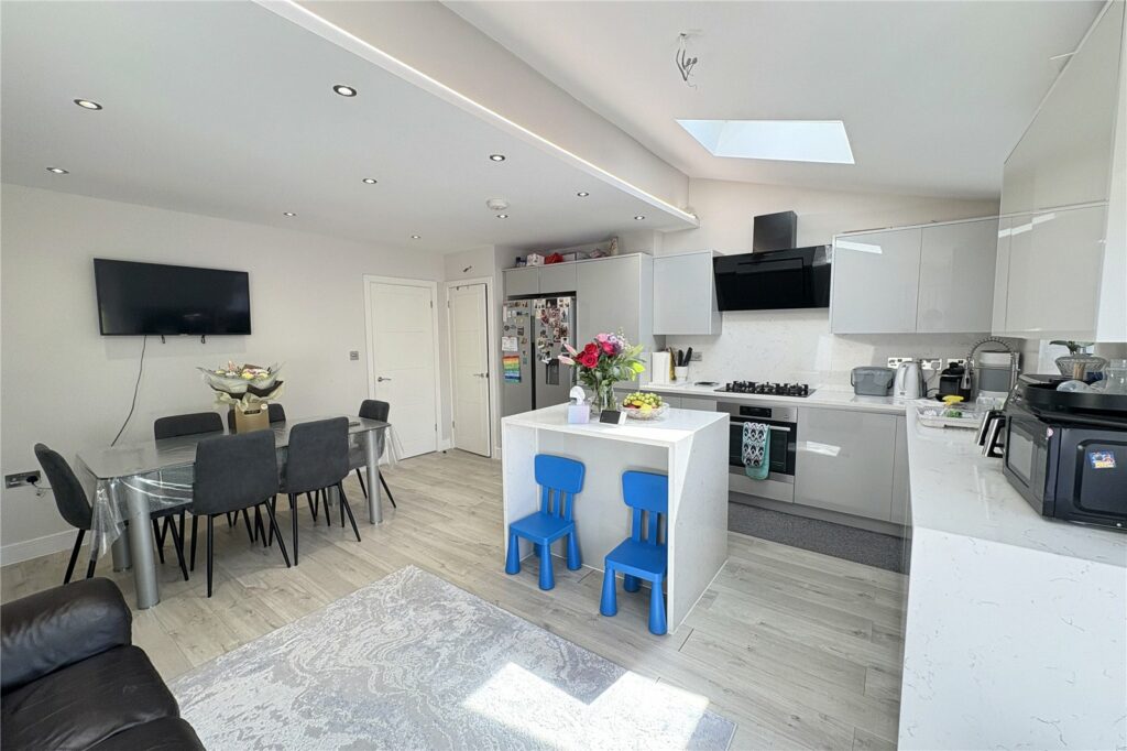 Property Image_11