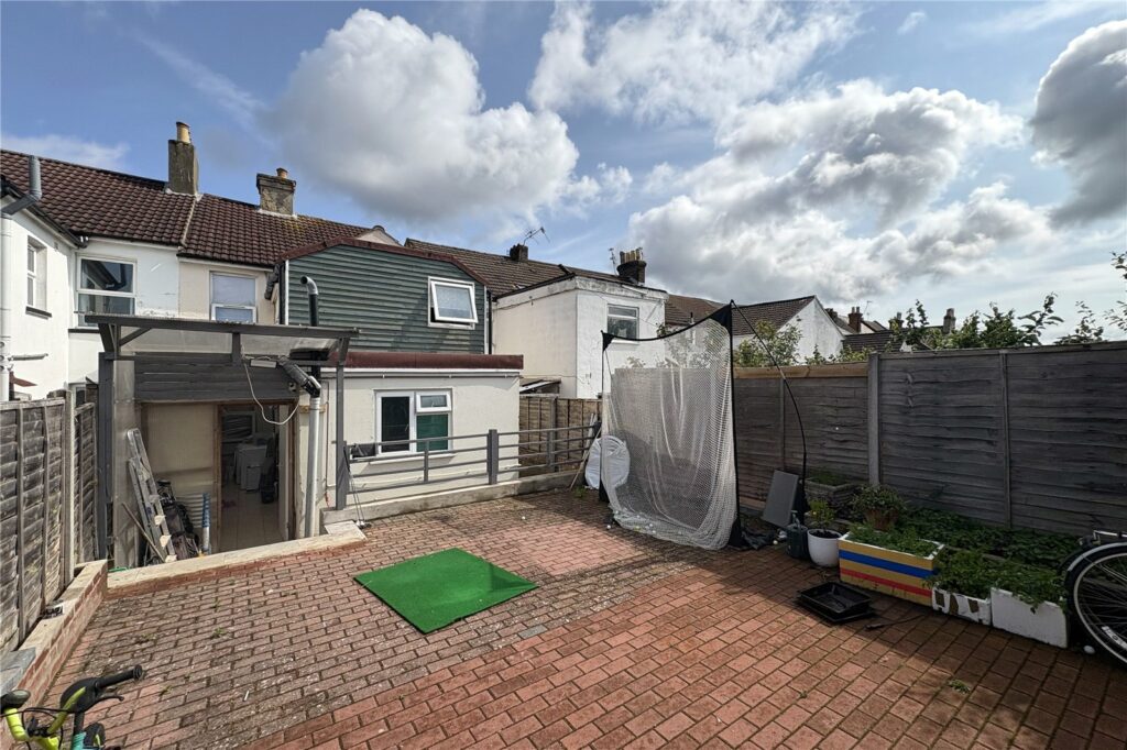 Property Image_11
