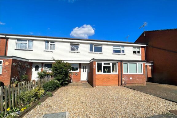 Kennet Close Image