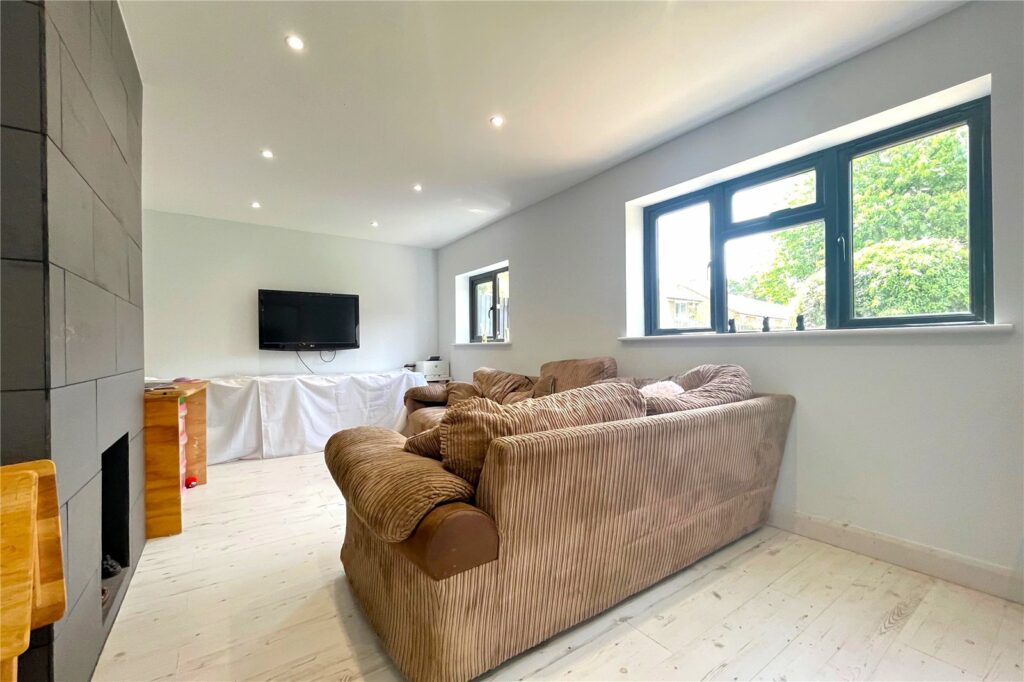 Property Image_11