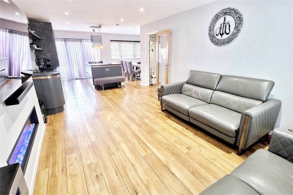 Property Image_11