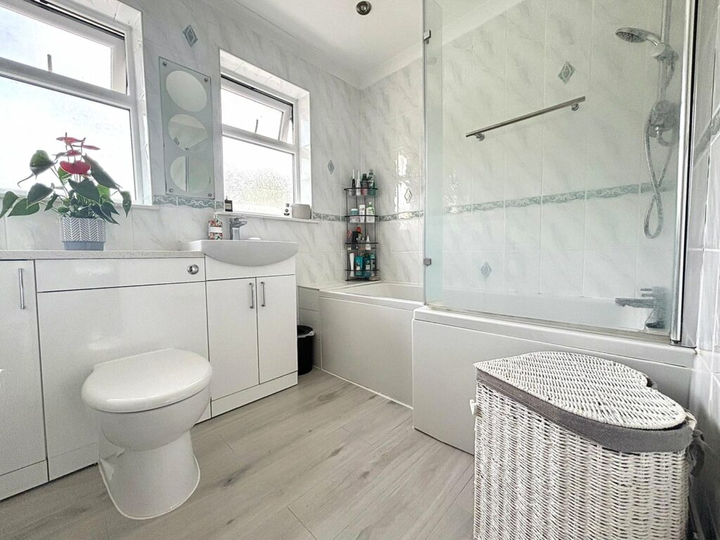 Property Image_11