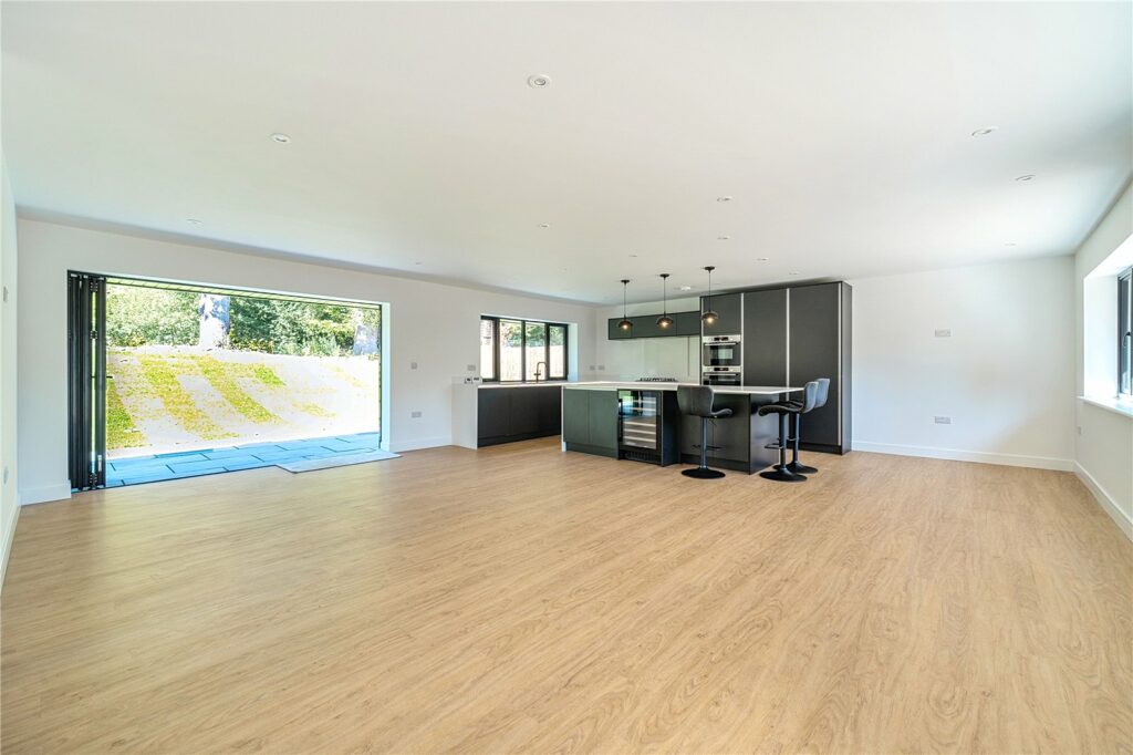 Property Image_12