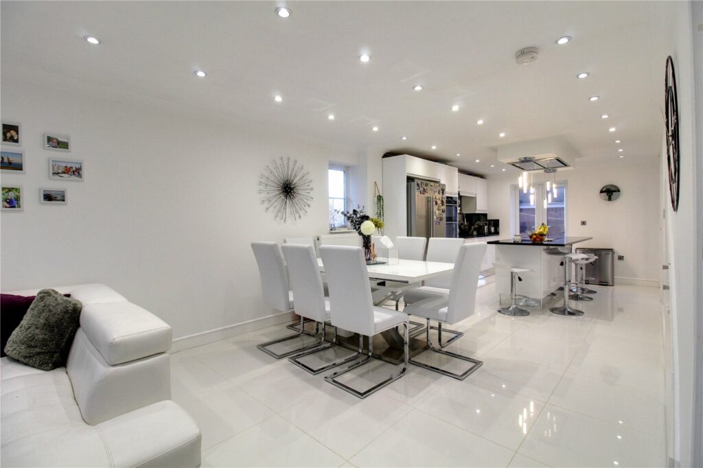 Property Image_12