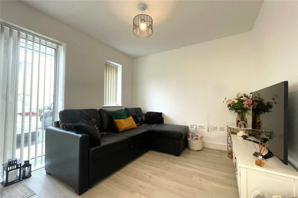 Property Image_11