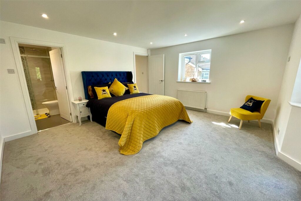 Property Image_11