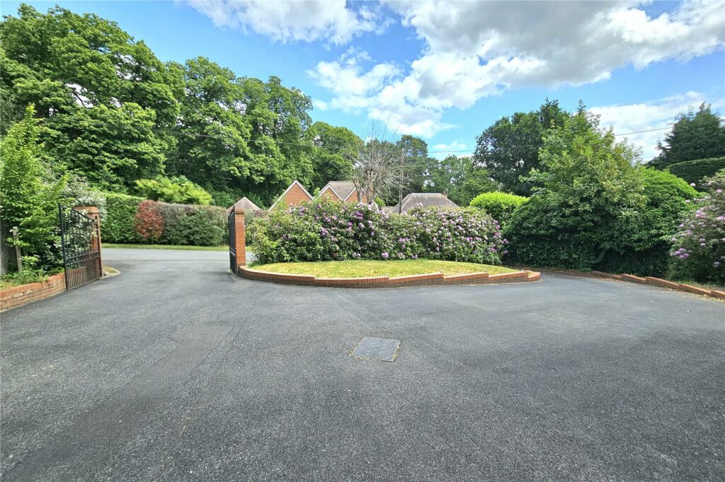 Property Image_12