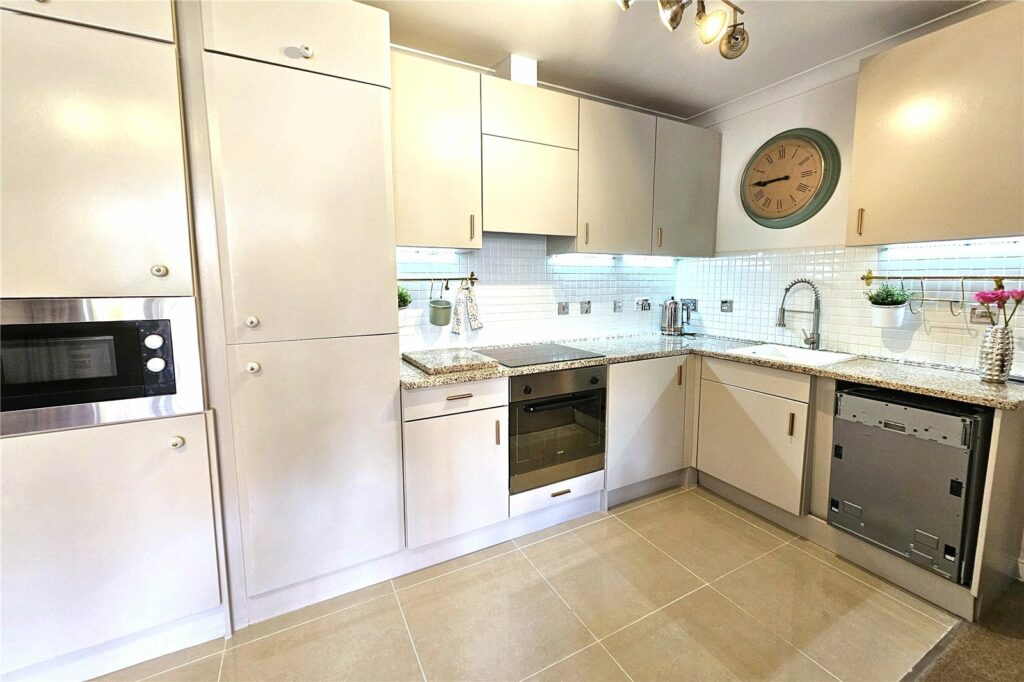Property Image_11