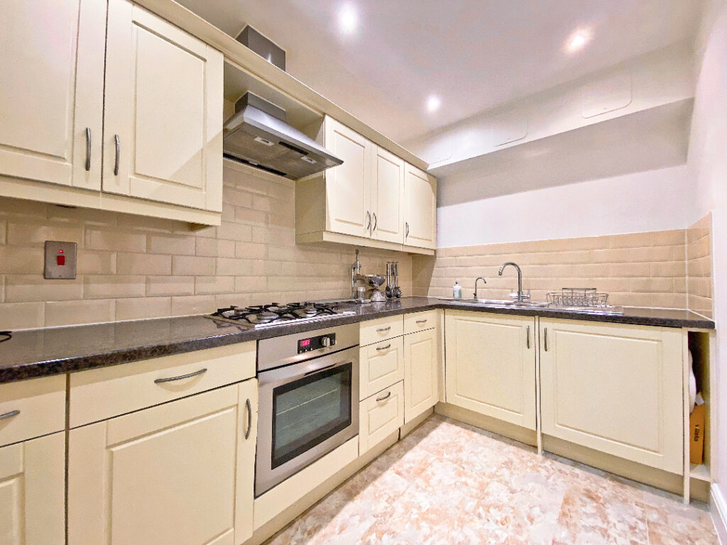 Property Image_4