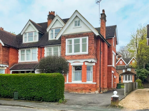 Upper Gordon Road Image