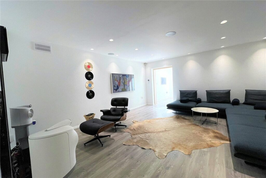 Property Image_9