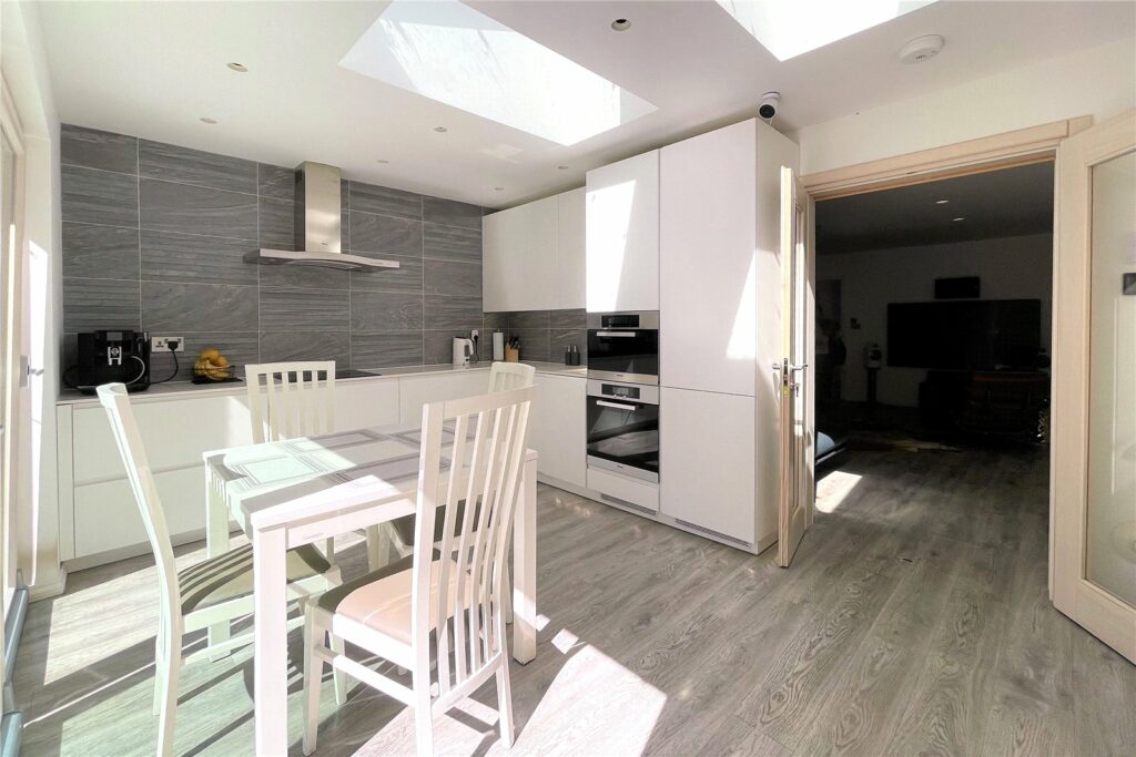 Property Image_12