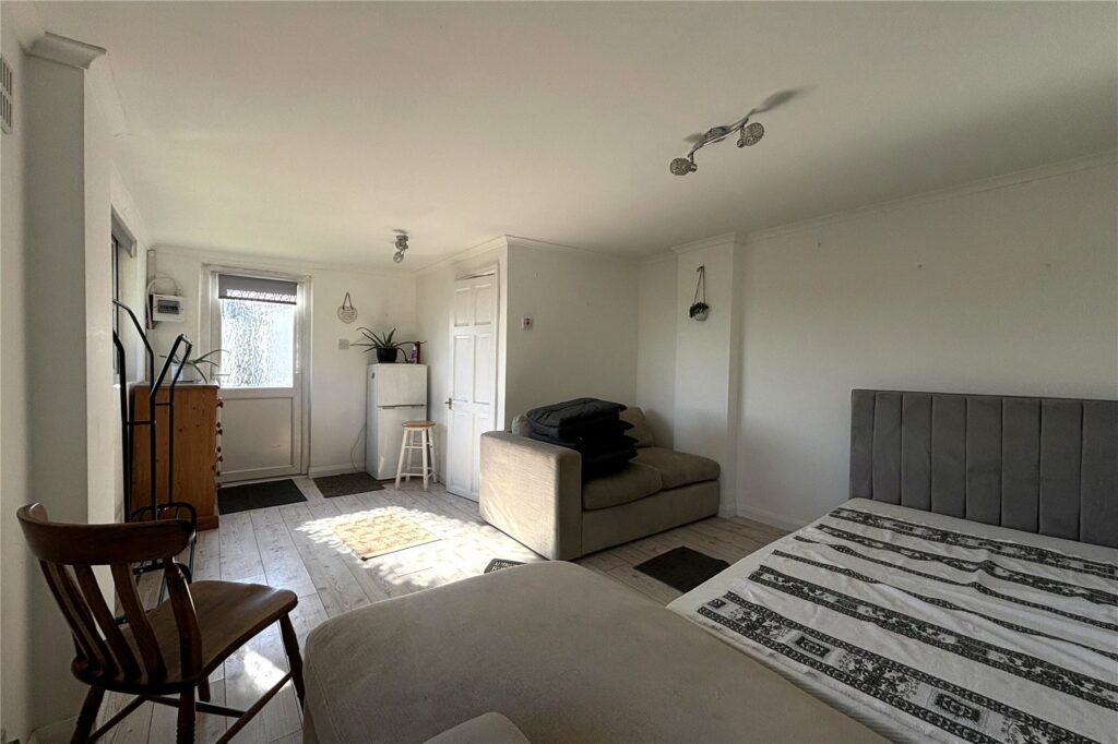 Property Image_12