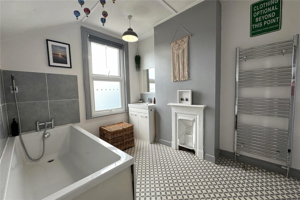 Property Image_11