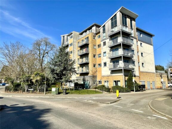Coombe Way Image