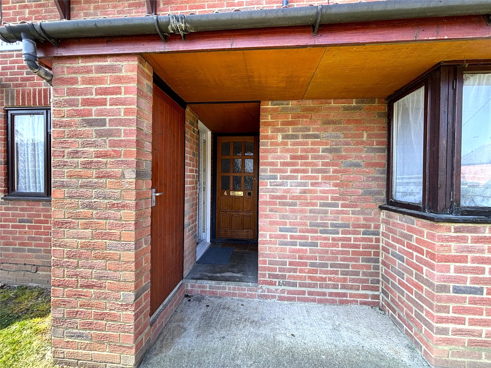 FAR240194_18.jpg