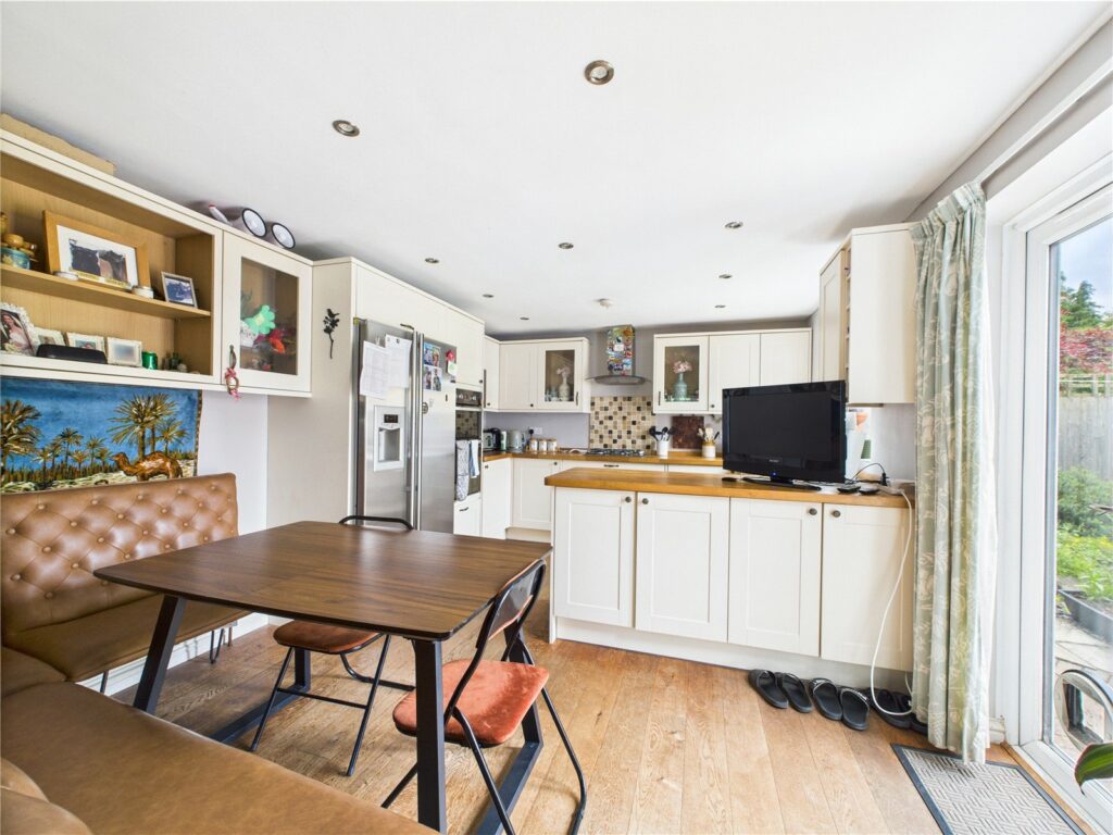 Property Image_11