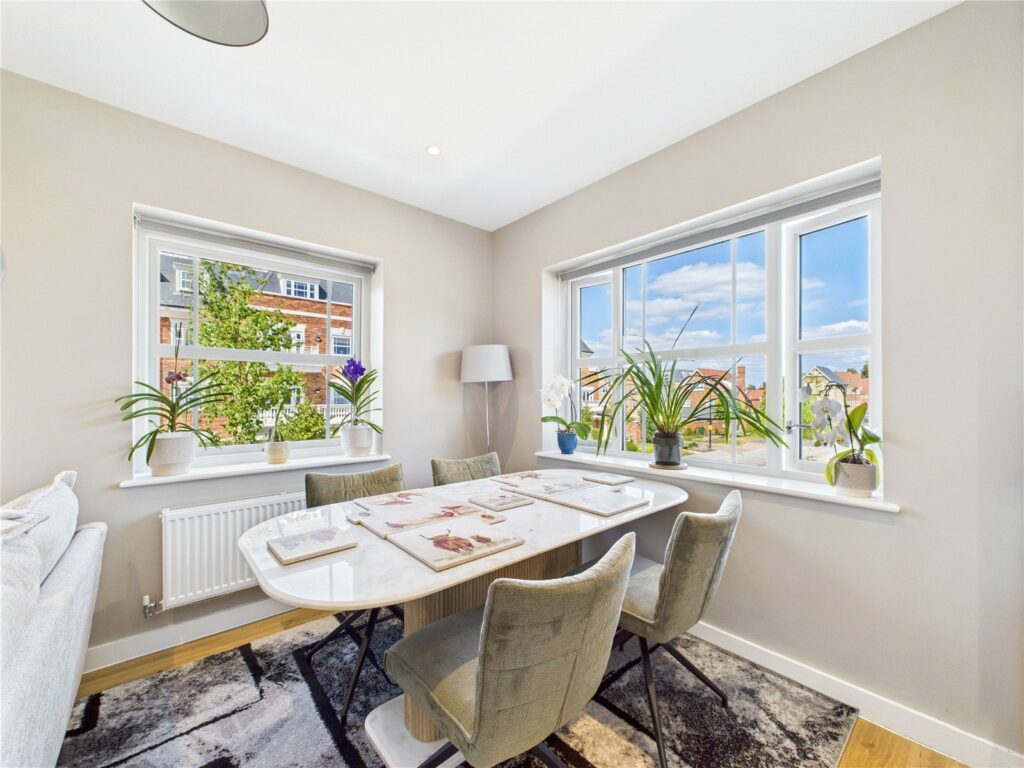 Property Image_11