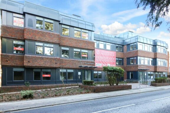 Fleet Road Image