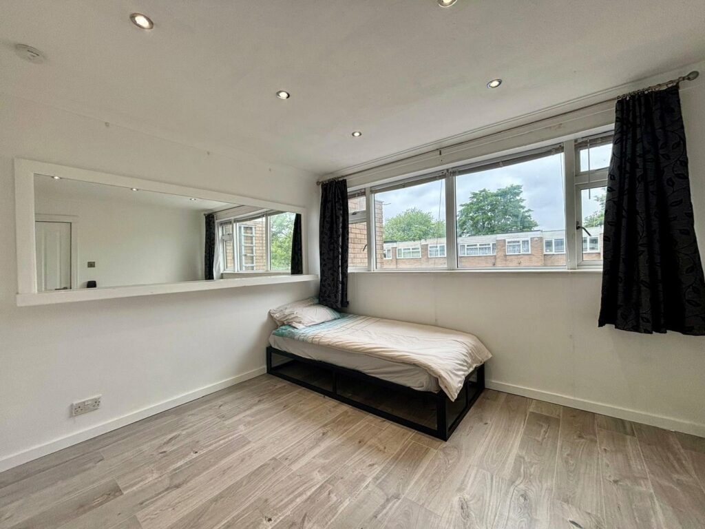 Property Image_4