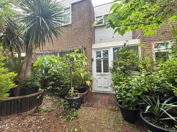 Aldwick Close Image