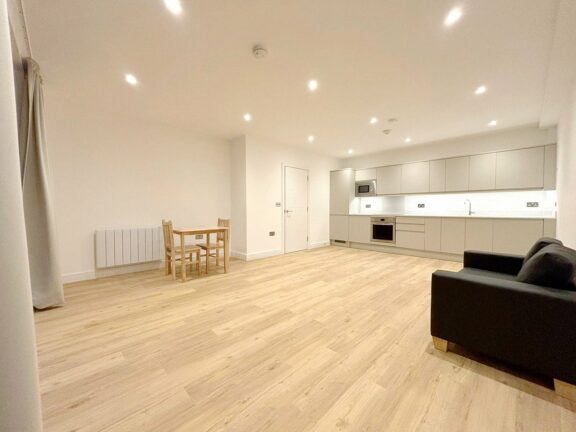 Farnborough Road Image