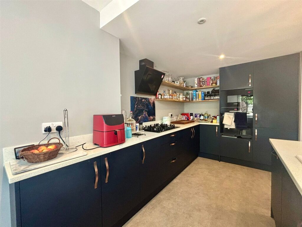 Property Image_4