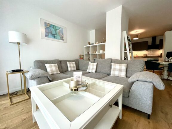 Farnborough Road Image