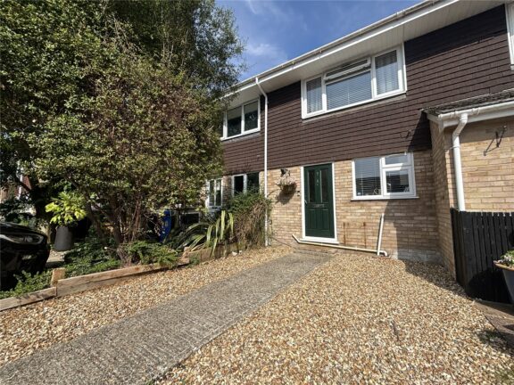 Compton Close Image