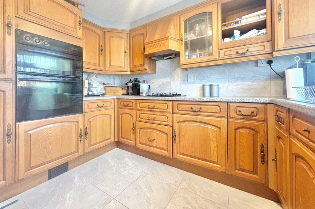 Property Image_11