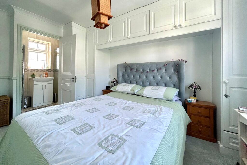 Property Image_11