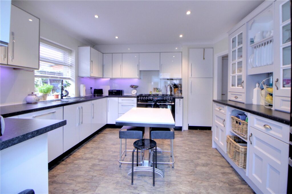 Property Image_11