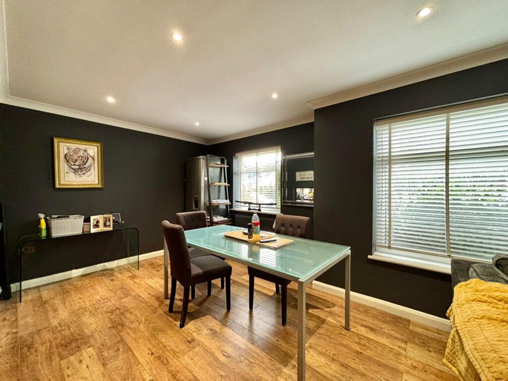 Property Image_11