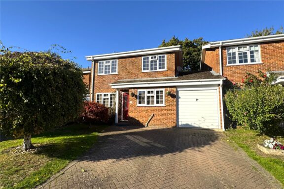 Blackstone Close Image