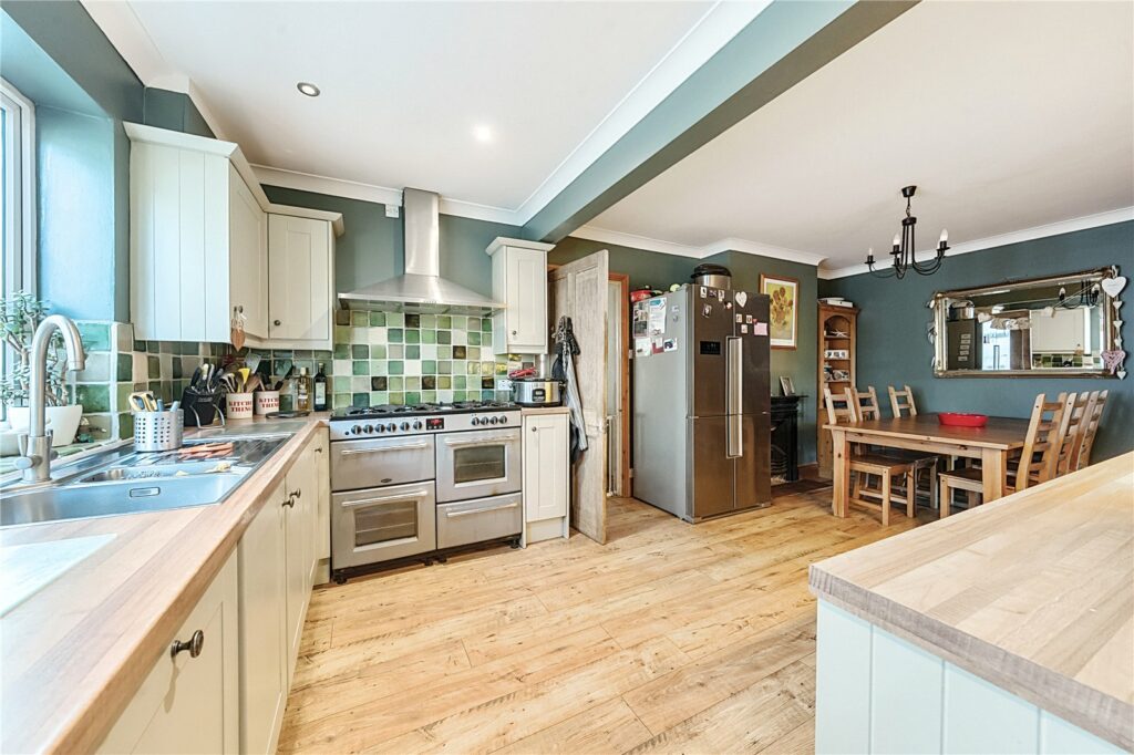 Property Image_11