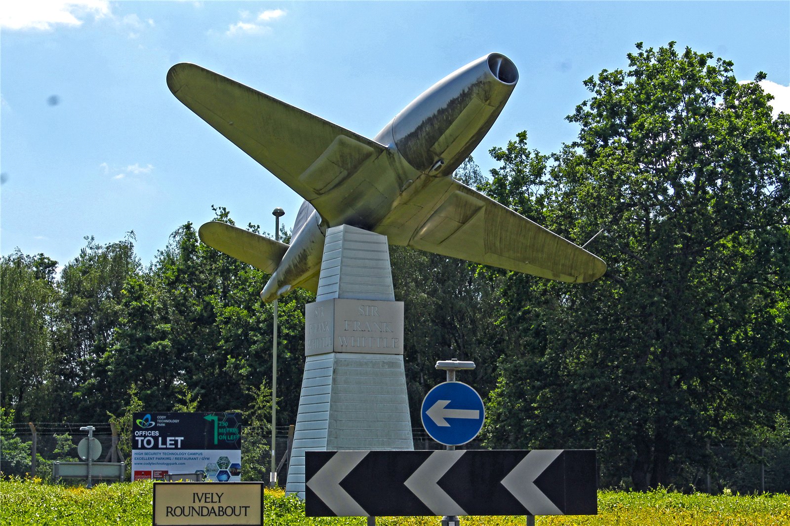 HUB199776_12.jpg