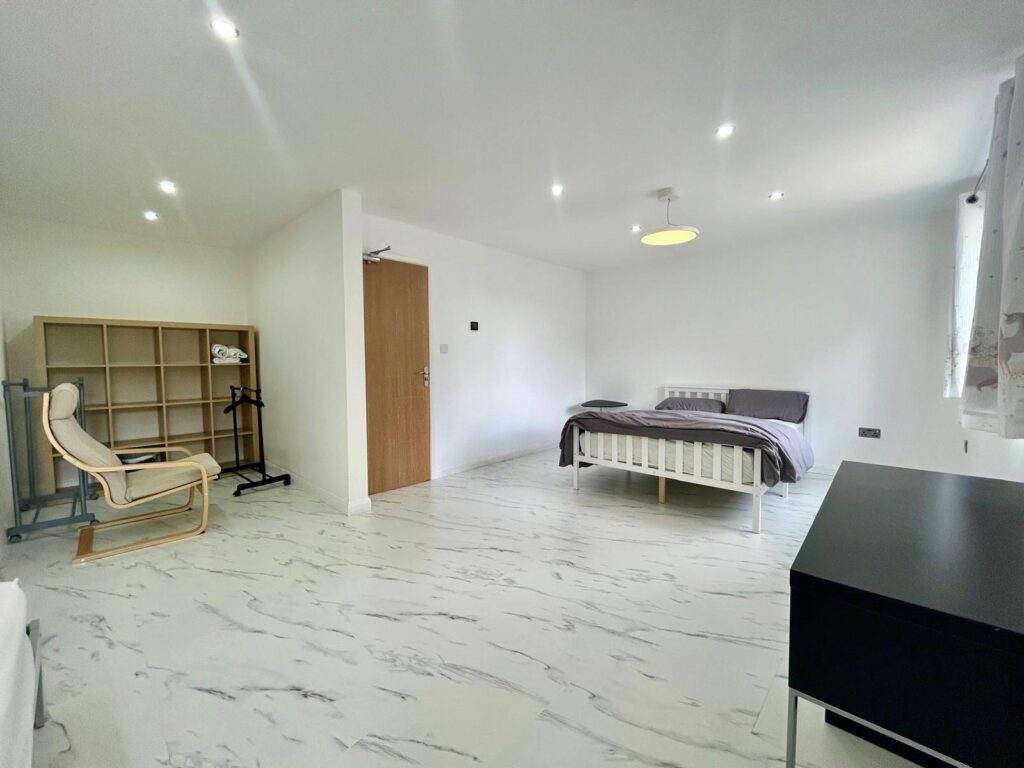 Property Image_7
