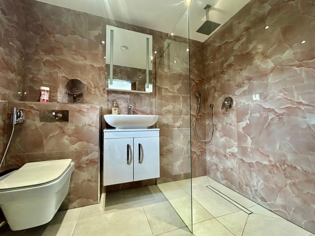 Property Image_12