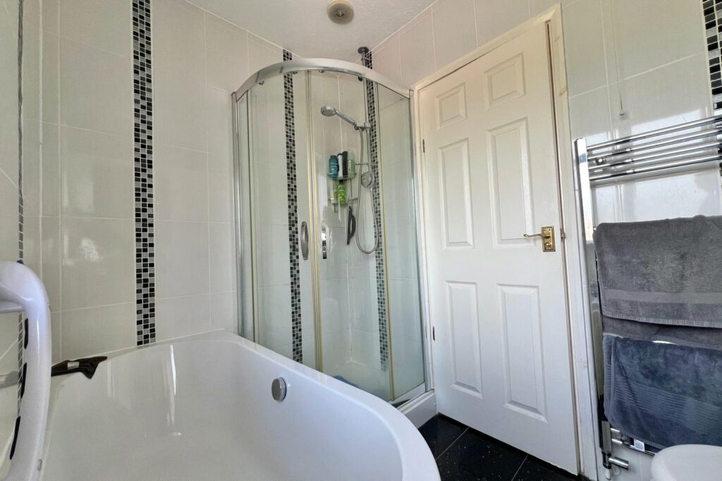 Property Image_12