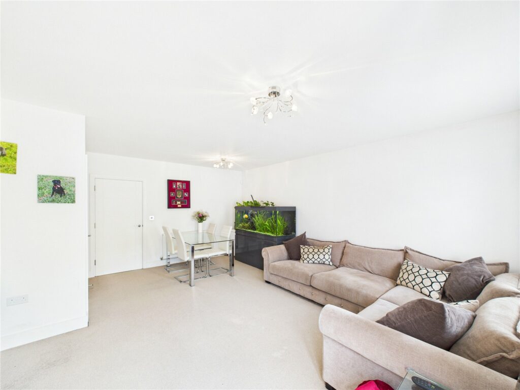Property Image_11
