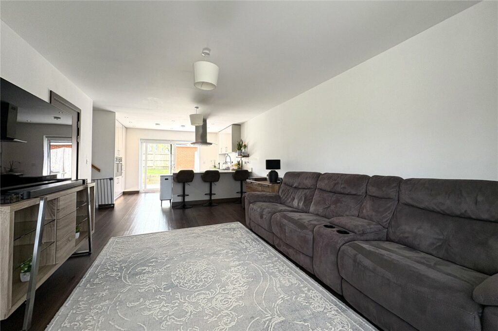 Property Image_11