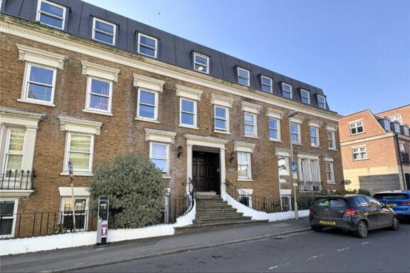 Culdrose House Image