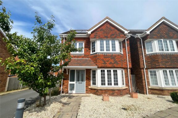 Bartrams Close Image